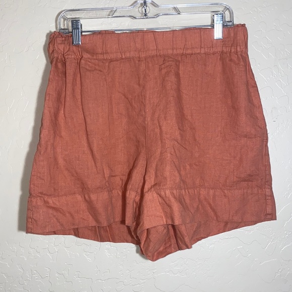 Lou & Grey Pants - Lou and grey 100% linen shorts